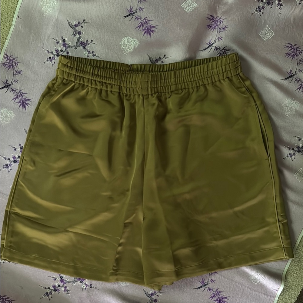 SKIMS satin shorts size medium color gold